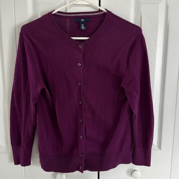 GAP Sweaters - *LIKE NEW* GAP Plum Colored Cotton Button-Down Cardigan Sweater - Size M